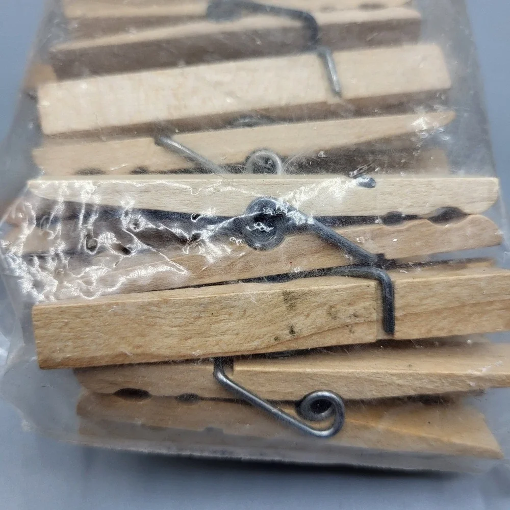 Vintage American Maid Clothespins 40 Count Wood Spring Action Natural Wood